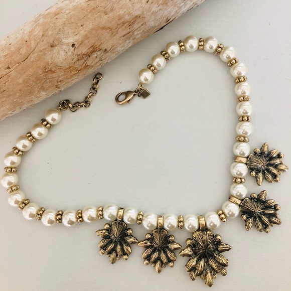 Vintage Banana Republic Rhinestone Statement Necklace - Picture 10 of 16